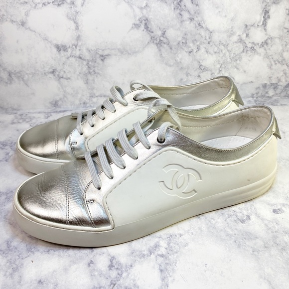 Chanel Leather Two Tone Sneakers 41 - Picture 3 of 9